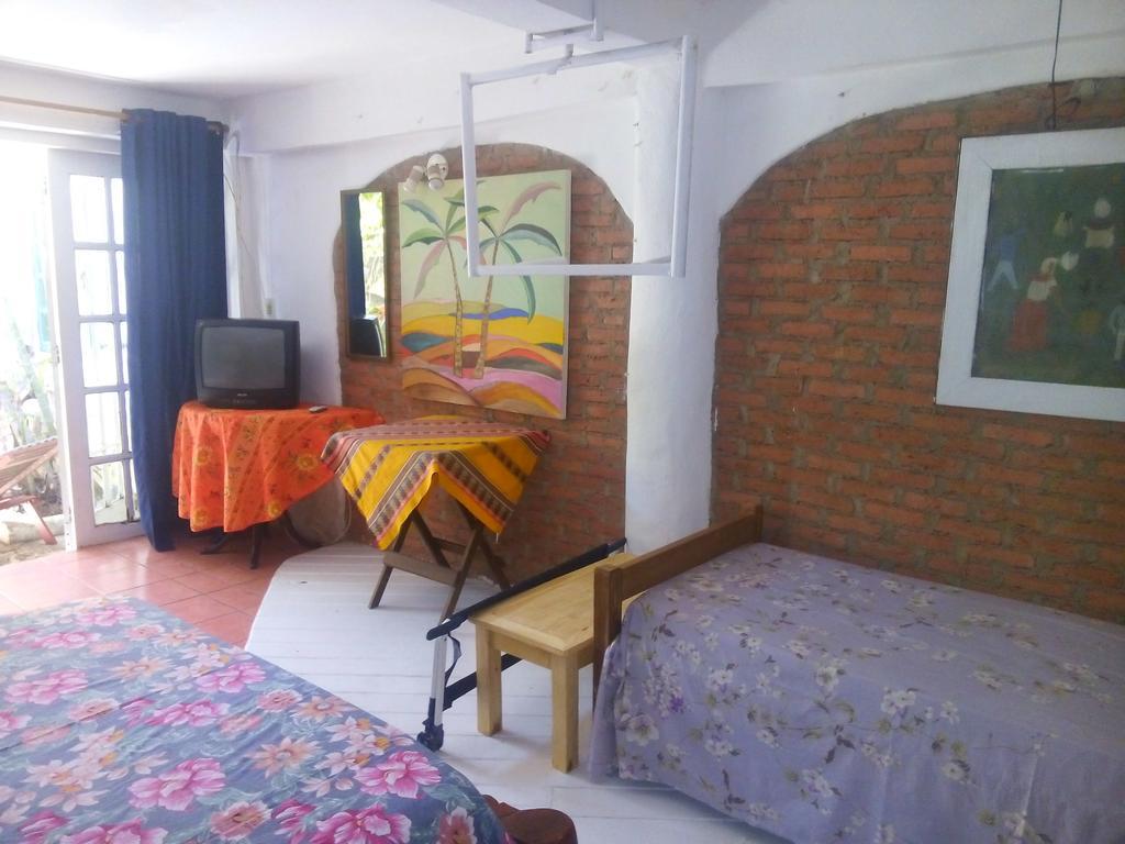 Chez Marine Guest House Búzios Стая снимка